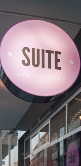 Hộp đèn mặt mica tràn viền, hông Tole sơn hấp nhiệt